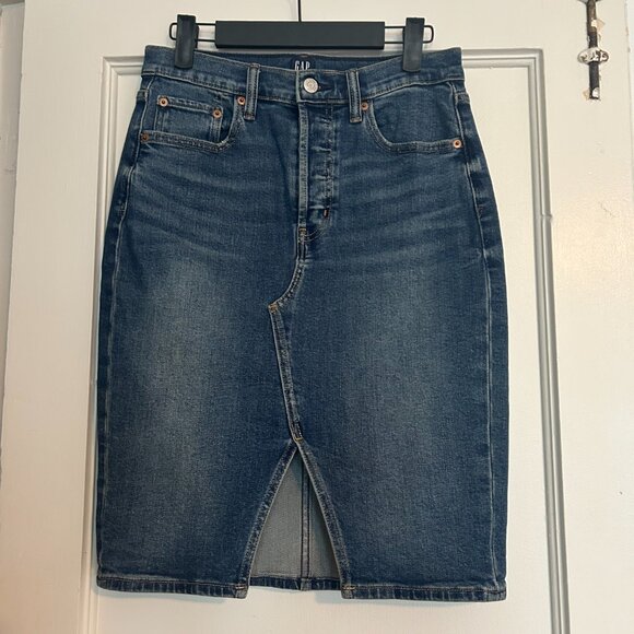 Gap Stretch Denim Pencil skirt - Size 2P - Picture 2 of 7